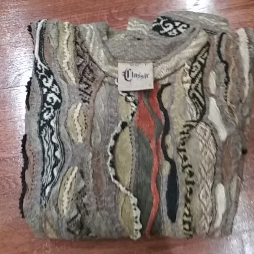 COOGI sweater